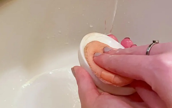Flawless skin with Aavikuk Cushion Foundation
